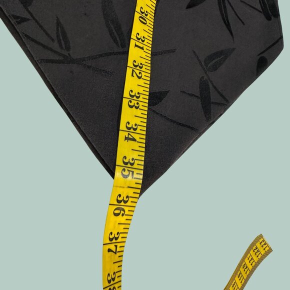 Two Tone Black Bamboo Leaf Patterned Table Runner Asian Flair 14" x 72" Elegant - Picture 4 of 8